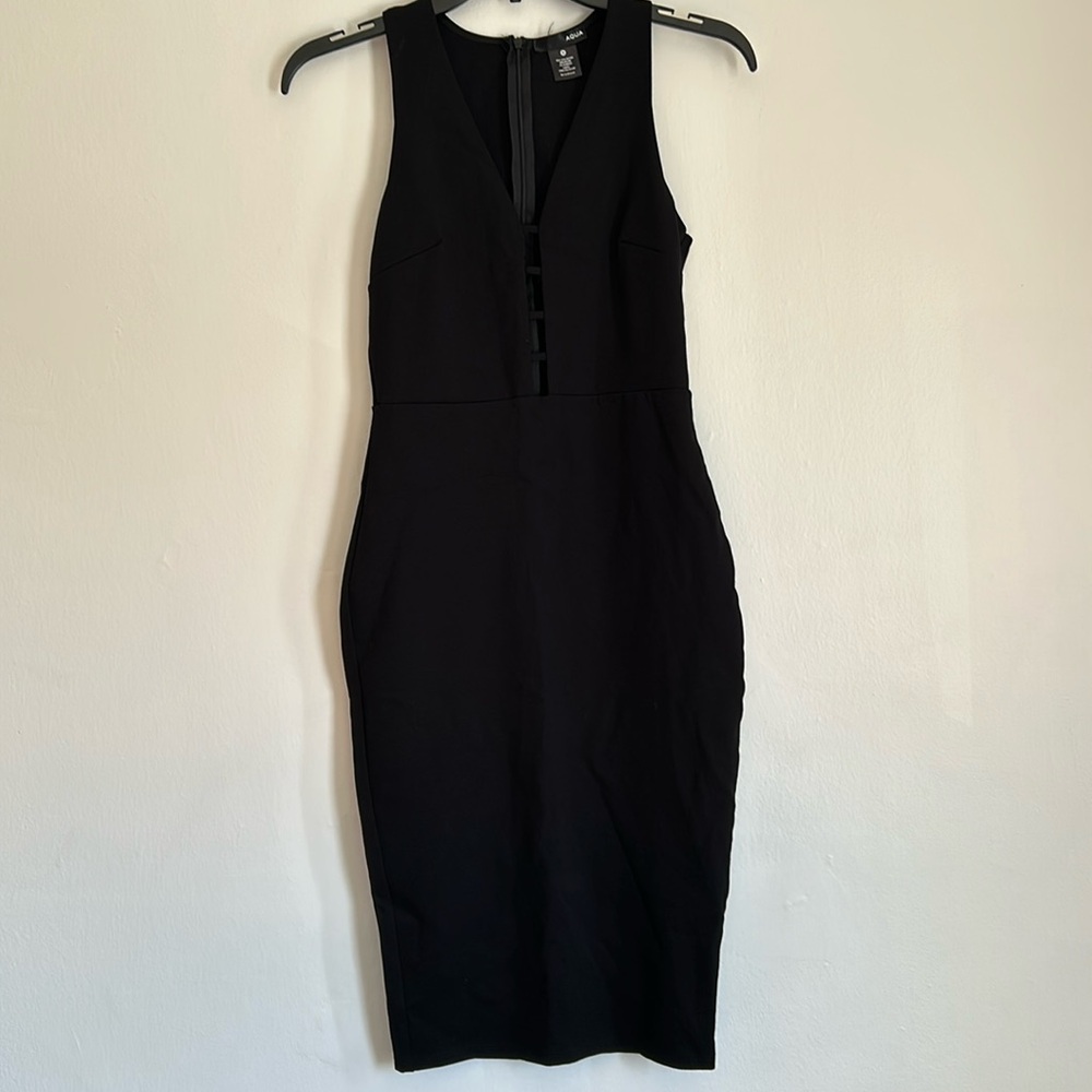 NWOT Aqua Ladder-Front V-Neck Bodycon Sleeveless Dress Small